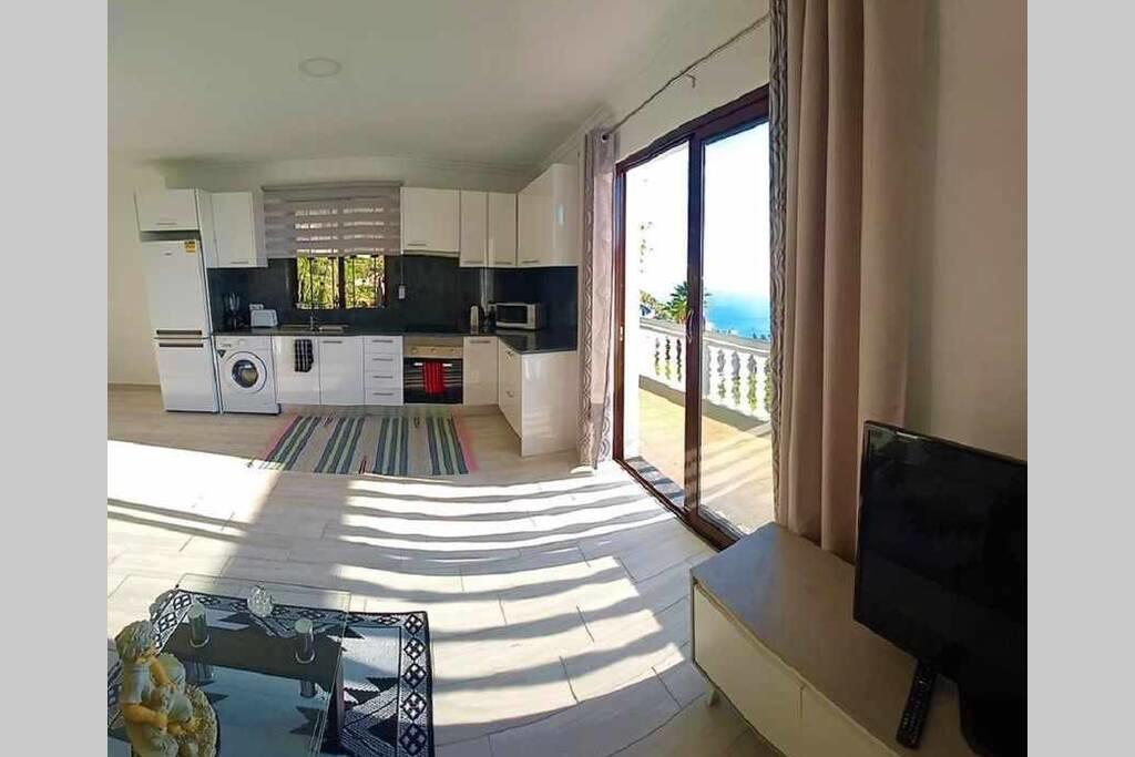 Arcos Grands Suites With Enormous And Private Pool. Arco da Calheta  Exterior foto